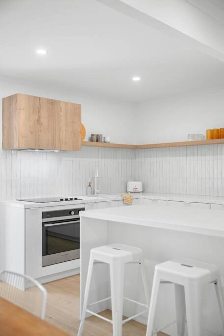 Vibes At Five Noosa Apartment Noosaville Exterior photo